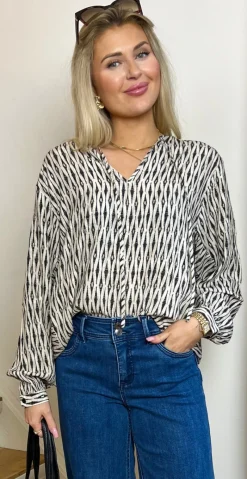 Adney bluse med mønster moonbean w. black