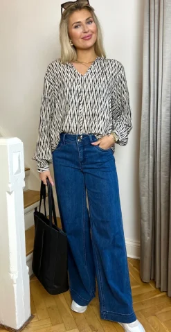 Adney bluse med mønster moonbean w. black