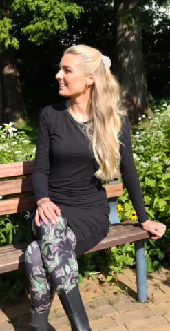 Alma dress black