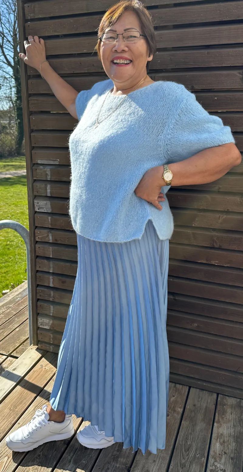 Cirkeline mohair-strik med rund hals lysblå LikeLondon By Christina