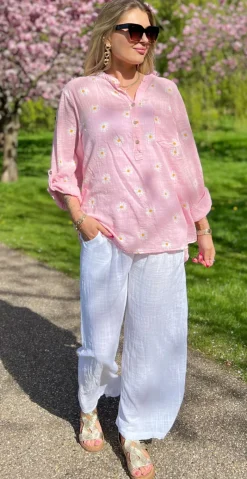 Daisy bluse med knapper og marguerit blomst rosa LikeLondon