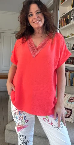 Dicota bluse med v-hals og pailletter orange LikeLondon