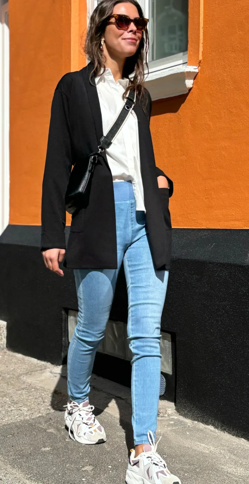 Emily Blazer sort
