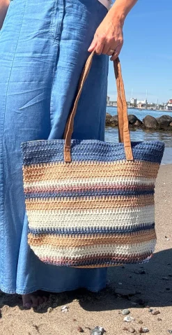 Flettaske med striber og lynlås navy/sand LikeLondon