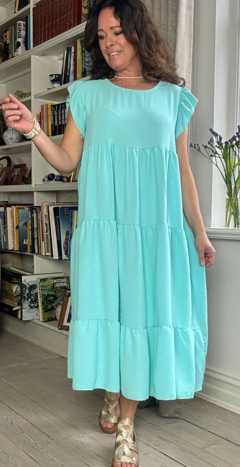 Frida kjole med peplum og vidde mint LikeLondon