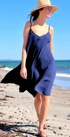 Gabi stropkjole med vidde navy LikeLondon