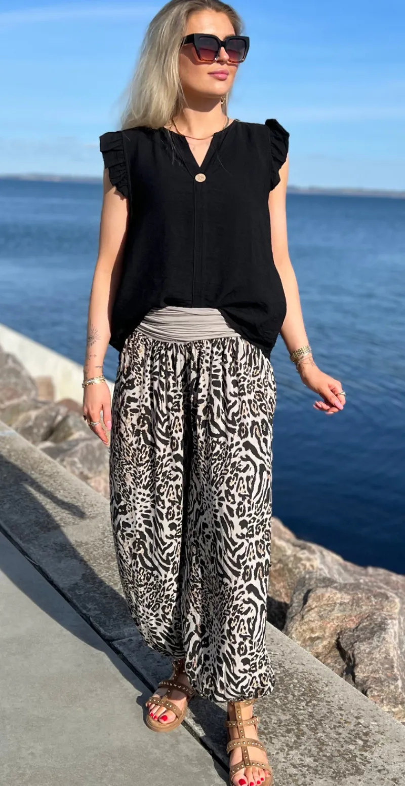 Jill buks med elastik ved talje og fod leopard fango LikeLondon