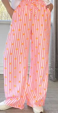 Kamille bukser med striber og hjerter pink LikeLondon