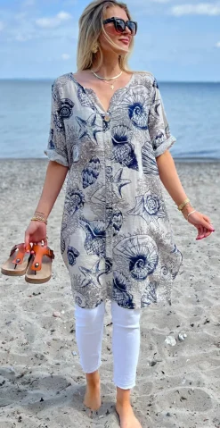 Marissa kjole med træknap og print af muslingeskaller beige LikeLondon