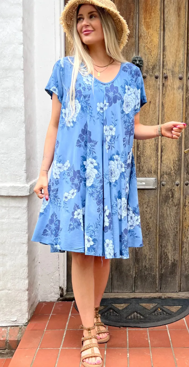 Maureen kjole med vidde og blomsterprint denim LikeLondon