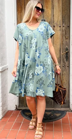 Maureen kjole med vidde og blomsterprint khaki LikeLondon