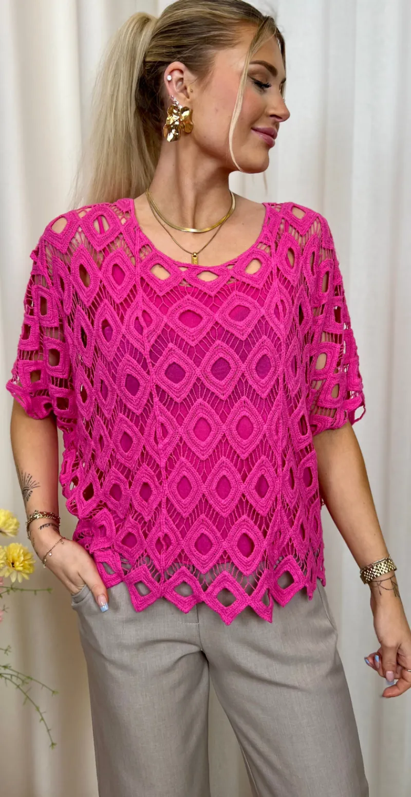 Michela hæklet bluse med indertop pink LikeLondon