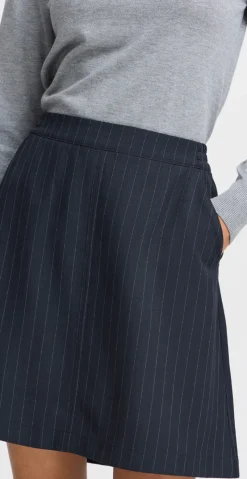 Midde kort nederdel navy pinstripbe mix