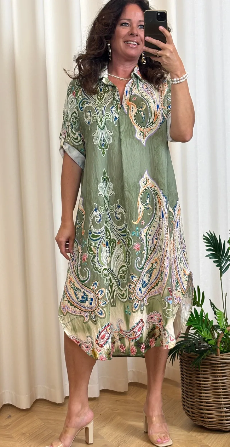 Nataline kjole med krave og paisley khaki LikeLondon