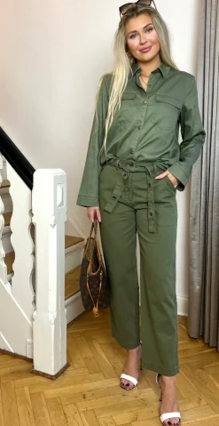 Pachino bukser med bælte deep lichen green