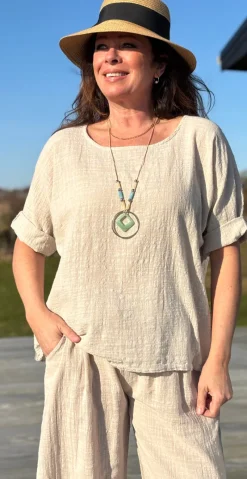 Penny bluse med halskæde beige LikeLondon