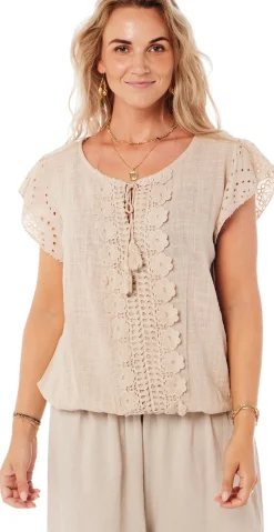 Sabrina bluse med hæklede detaljer beige LikeLondon