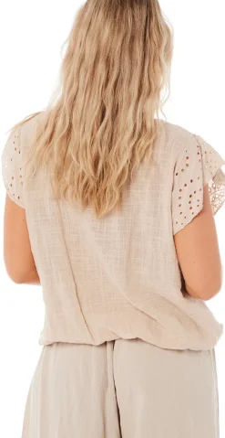 Sabrina bluse med hæklede detaljer beige LikeLondon