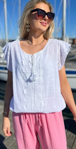 Sabrina bluse med hæklede detaljer hvid LikeLondon