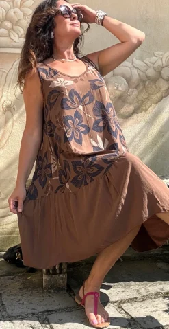 Safira kjole med peplum og blomsterprint brun LikeLondon