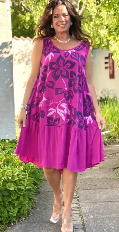 Safira kjole med peplum og blomsterprint pink LikeLondon