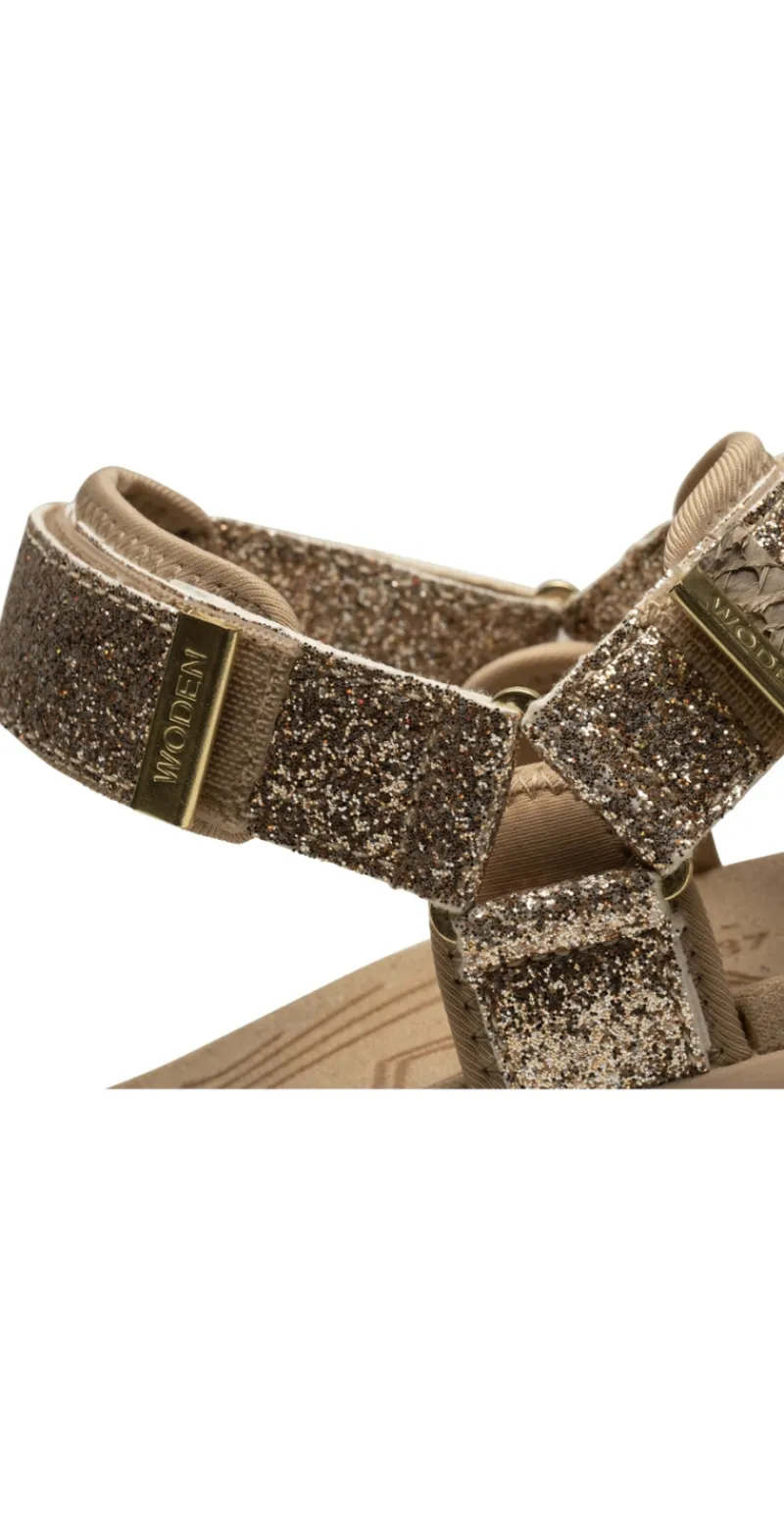Sandaler med glimmerremme coffee cream