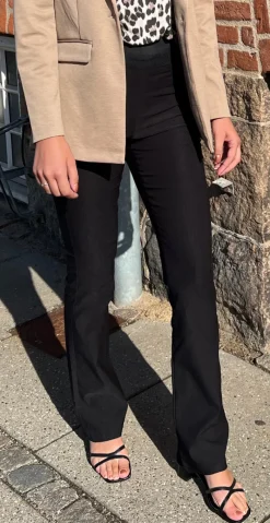 Shantal bootcut buks sort