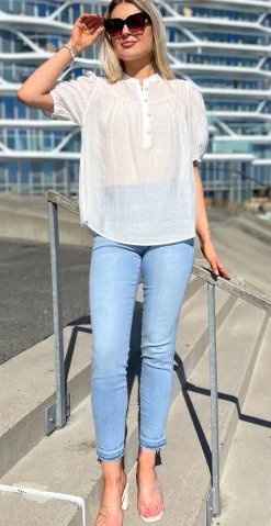 Shantal raw buks light blue denim