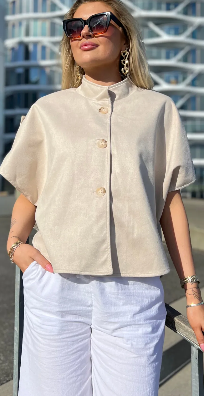 Sherry kort jakke i ruskindslook med korte ærmer beige LikeLondon