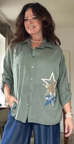 Skye skjorte med stjerne motiv khaki LikeLondon