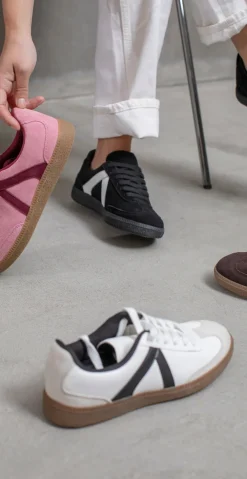 Sneakers med skind i hvid