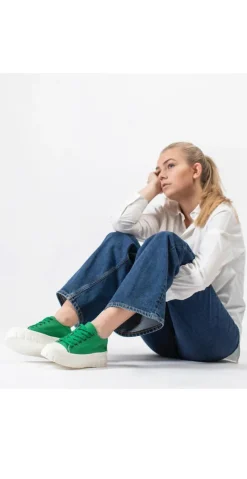 Sneakers med snørebånd grøn
