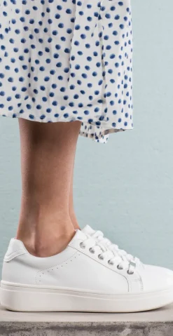 Sneakers med snørebånd sort