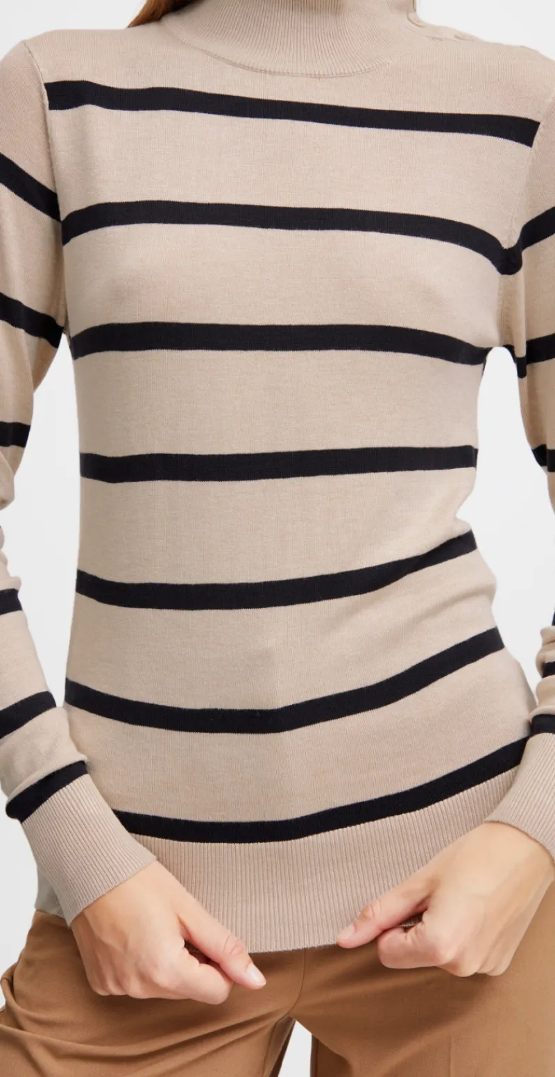 Strikbluse med skulderknapper cement mix