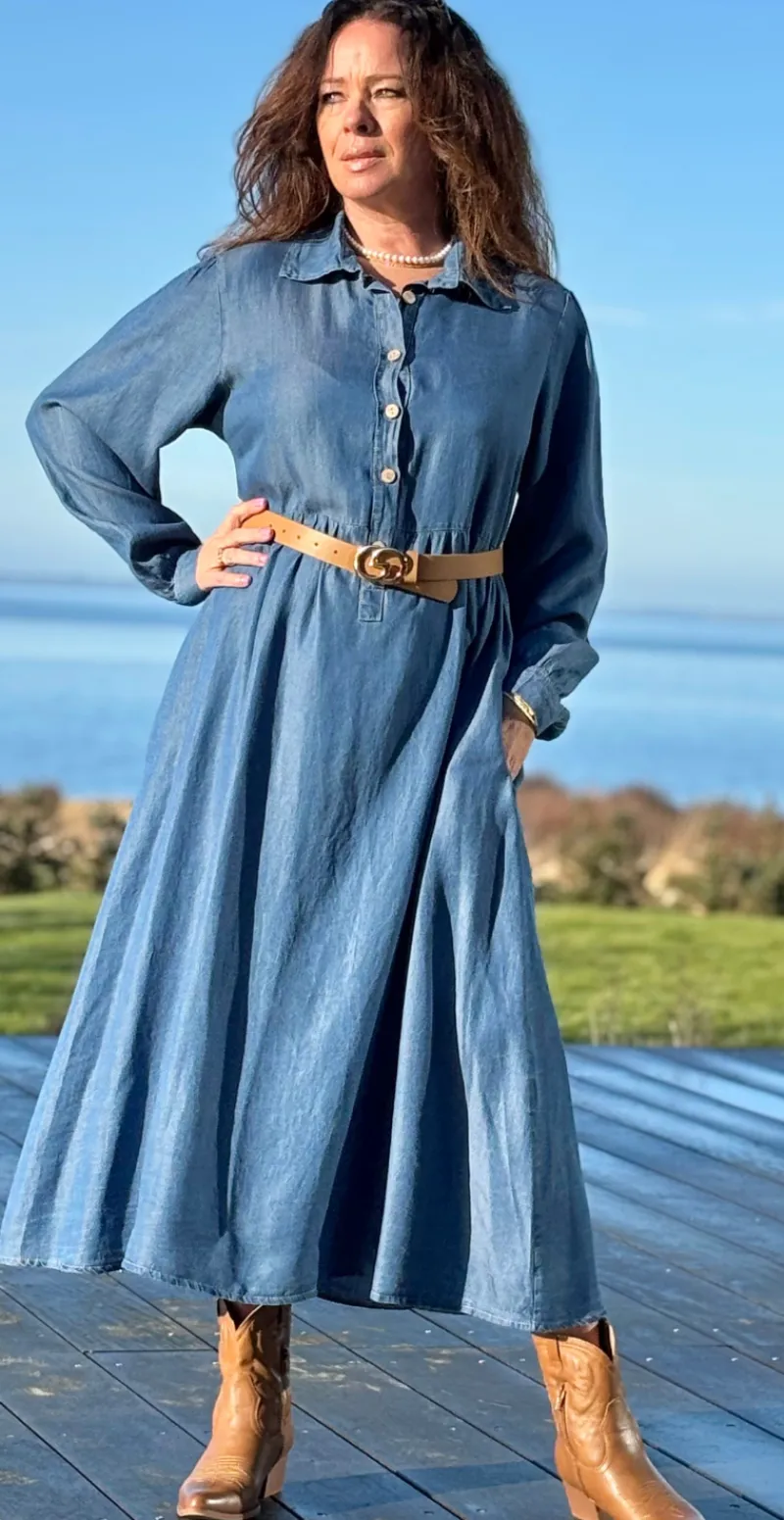 Sulle denimkjole med knap-detaljer medium blue jeans tencel LikeLondon
