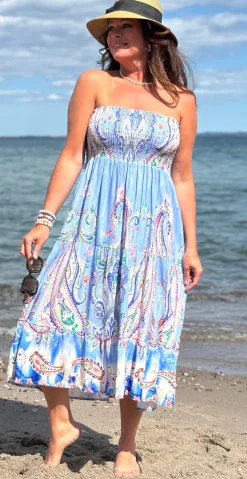 Thora nederdel med paisley print sky LikeLondon
