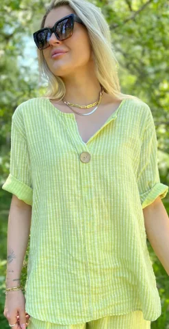 Vibe bluse med striber og træknap lime LikeLondon